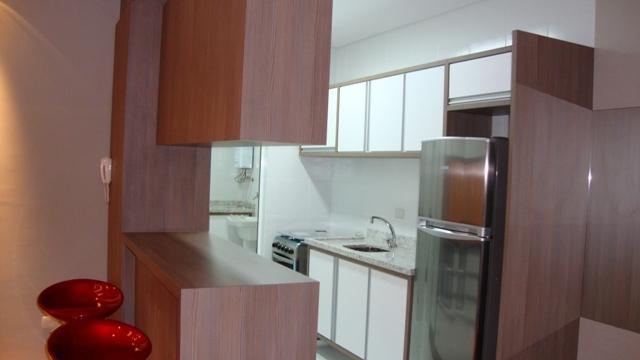 Apartamento à venda com 2 quartos, 66m² - Foto 2