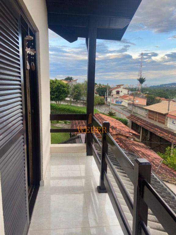 Sobrado à venda com 3 quartos, 208m² - Foto 5