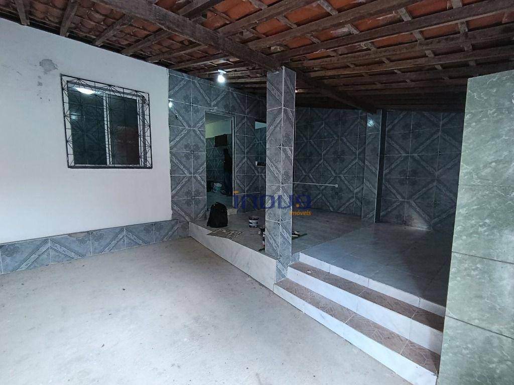 Casa para alugar com 2 quartos, 100M2 - Foto 2