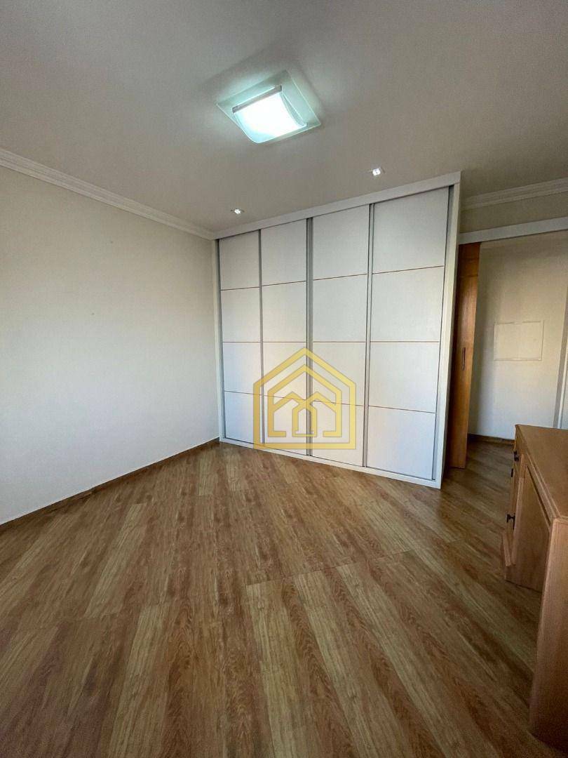 Apartamento à venda com 3 quartos, 160m² - Foto 16