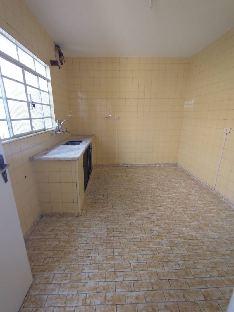 Casa à venda com 2 quartos, 120m² - Foto 6