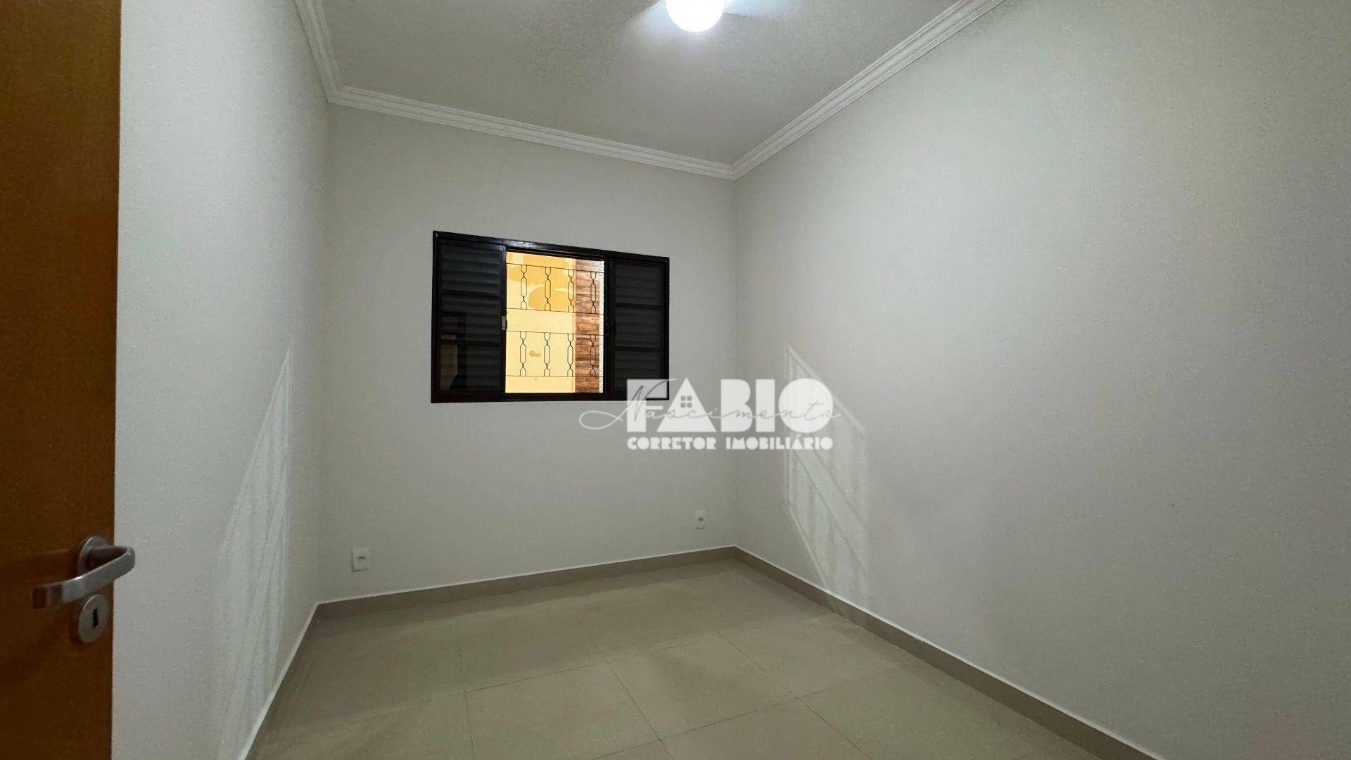 Casa à venda com 3 quartos, 166m² - Foto 12