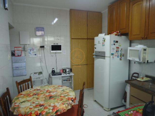 Apartamento à venda com 2 quartos, 72m² - Foto 10