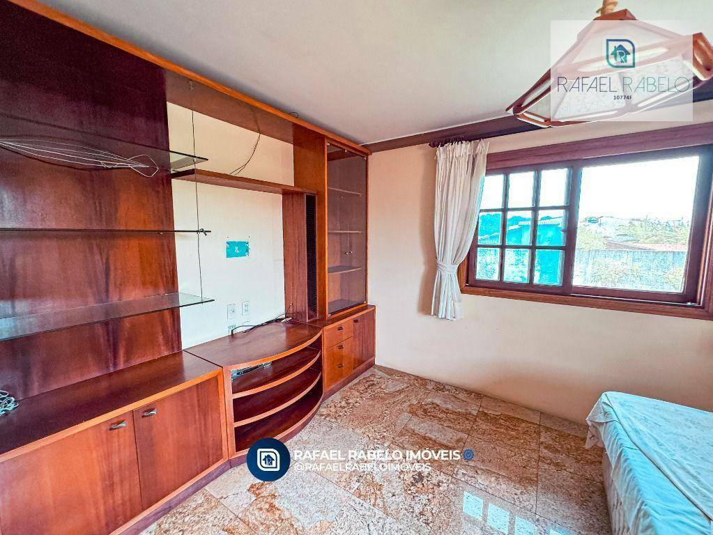 Casa à venda com 4 quartos, 300m² - Foto 23