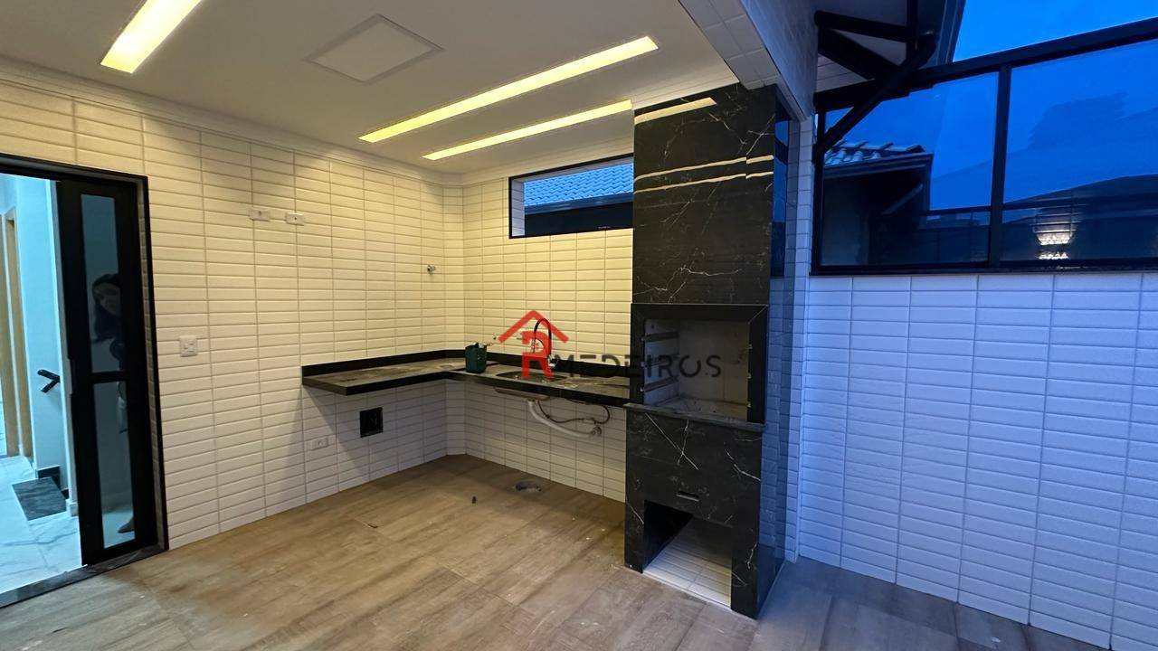 Sobrado à venda com 4 quartos, 160m² - Foto 5