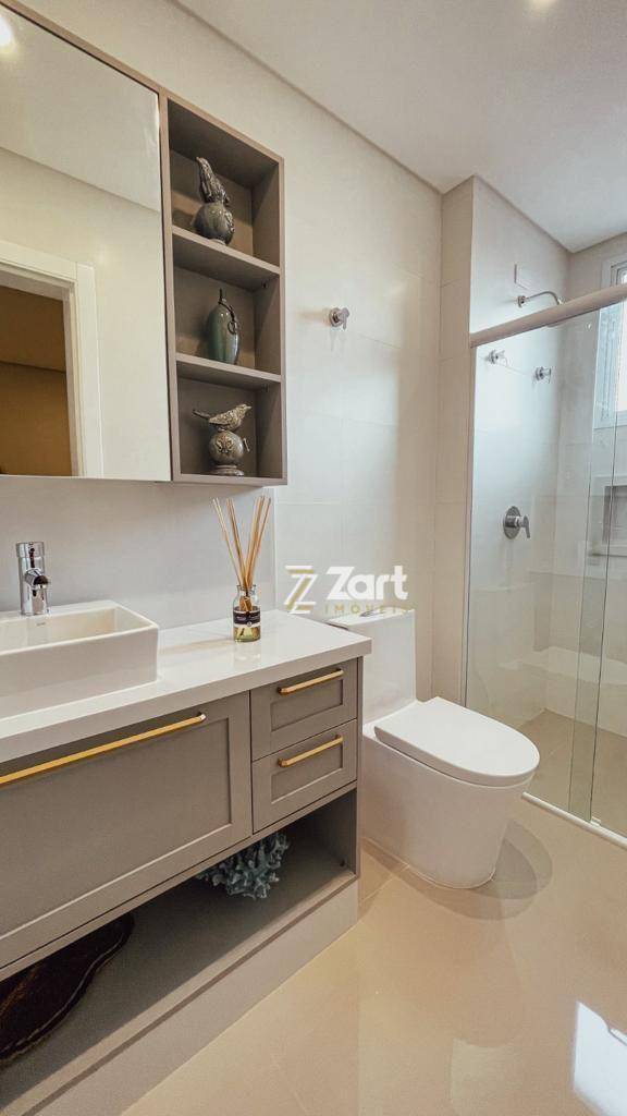 Apartamento à venda com 2 quartos, 81m² - Foto 20