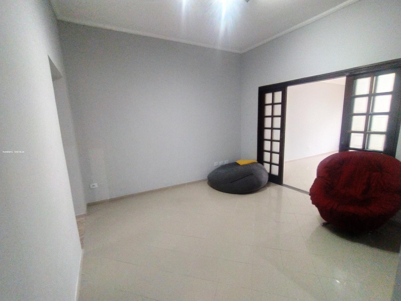 Prédio Inteiro para alugar com 3 quartos, 335m² - Foto 6