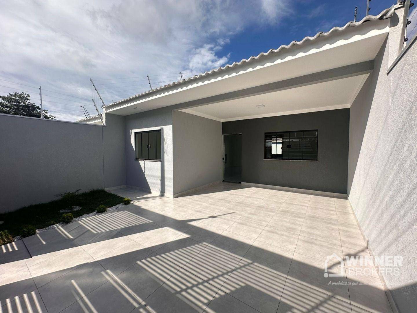 Casa à venda com 3 quartos, 83m² - Foto 1