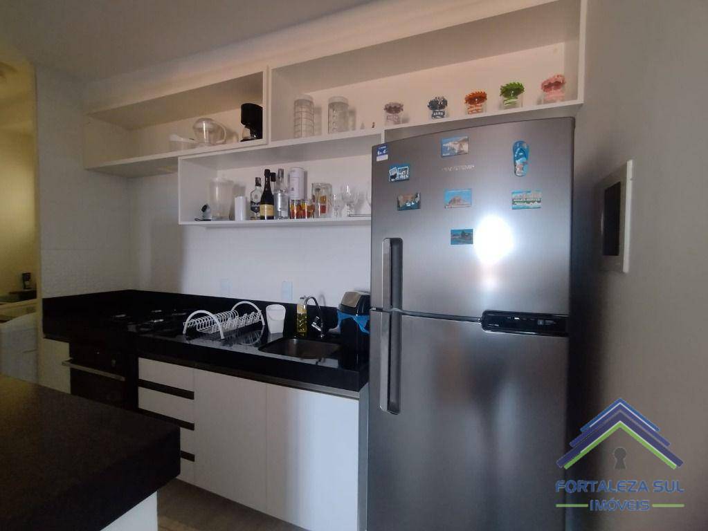 Apartamento à venda com 3 quartos, 70m² - Foto 37