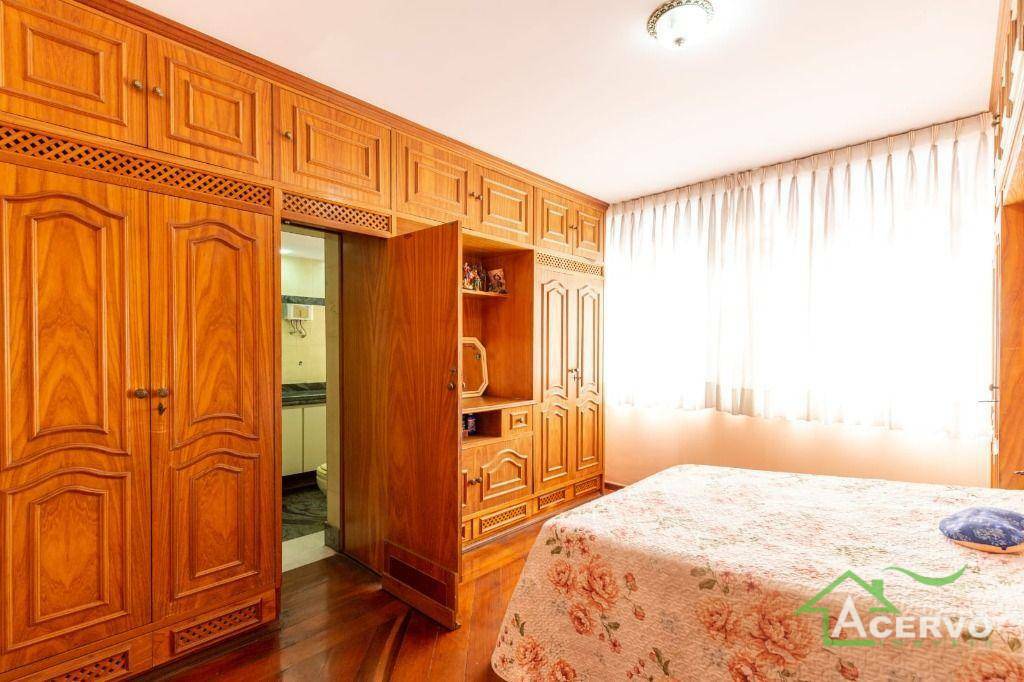 Apartamento à venda com 4 quartos, 308m² - Foto 11