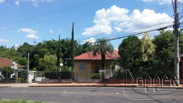 Casa à venda com 3 quartos, 156 - Foto 1