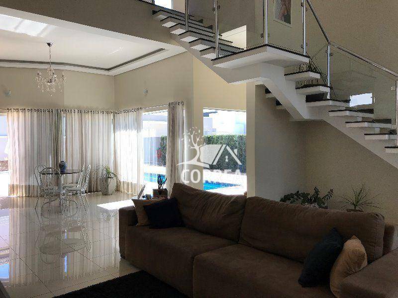 Casa à venda com 4 quartos, 307m² - Foto 6