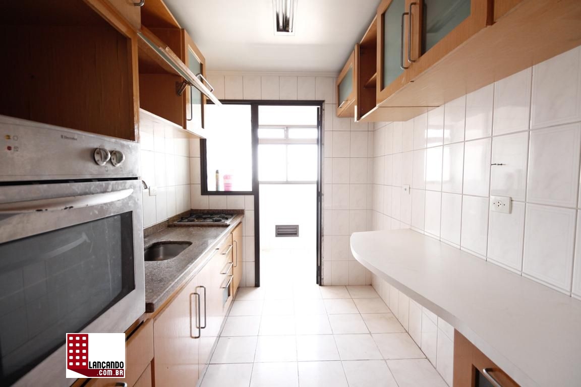 Apartamento à venda com 2 quartos, 60m² - Foto 4