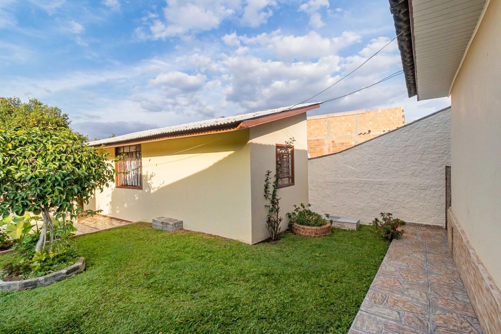 Casa à venda com 2 quartos, 150m² - Foto 16