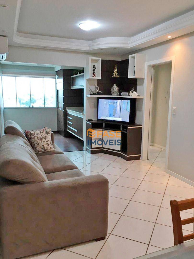 Apartamento à venda com 2 quartos, 80m² - Foto 2