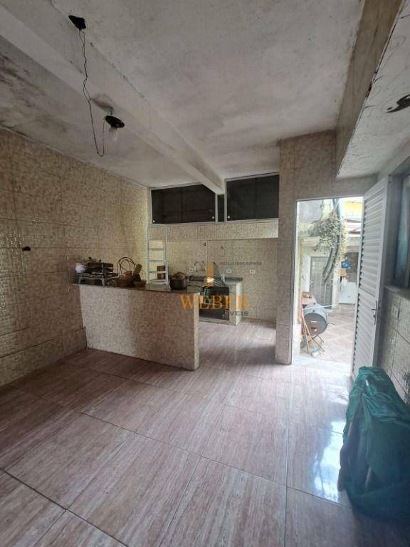 Casa à venda com 3 quartos, 210m² - Foto 10