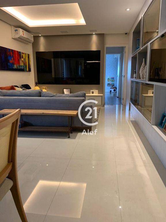 Apartamento à venda com 3 quartos, 145m² - Foto 2