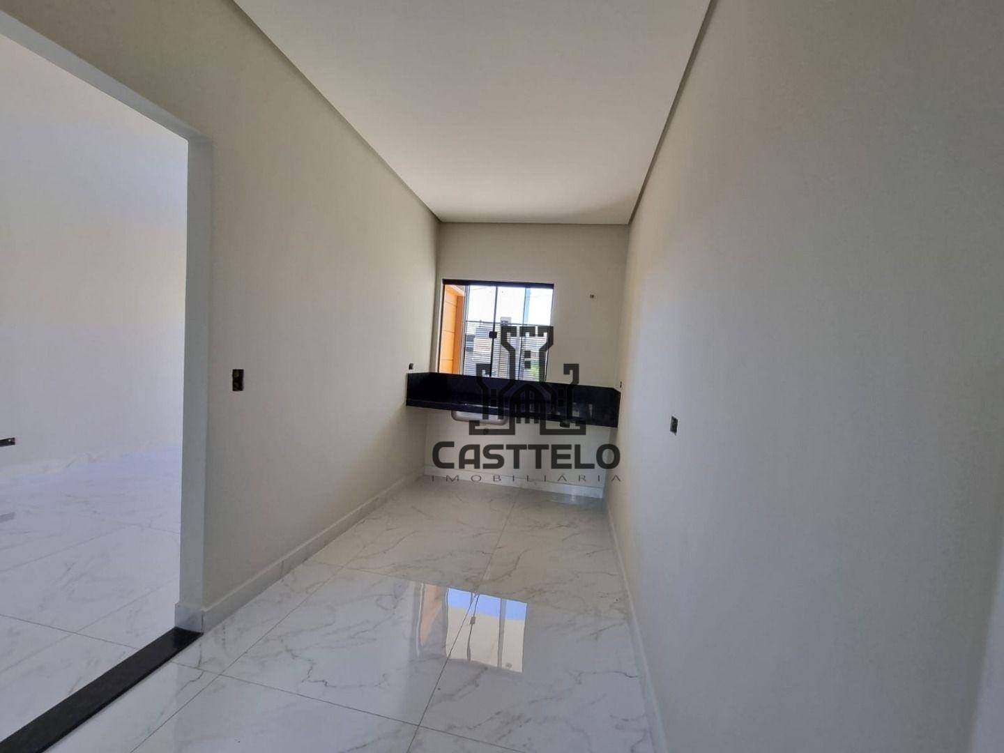 Casa à venda com 3 quartos, 76m² - Foto 8