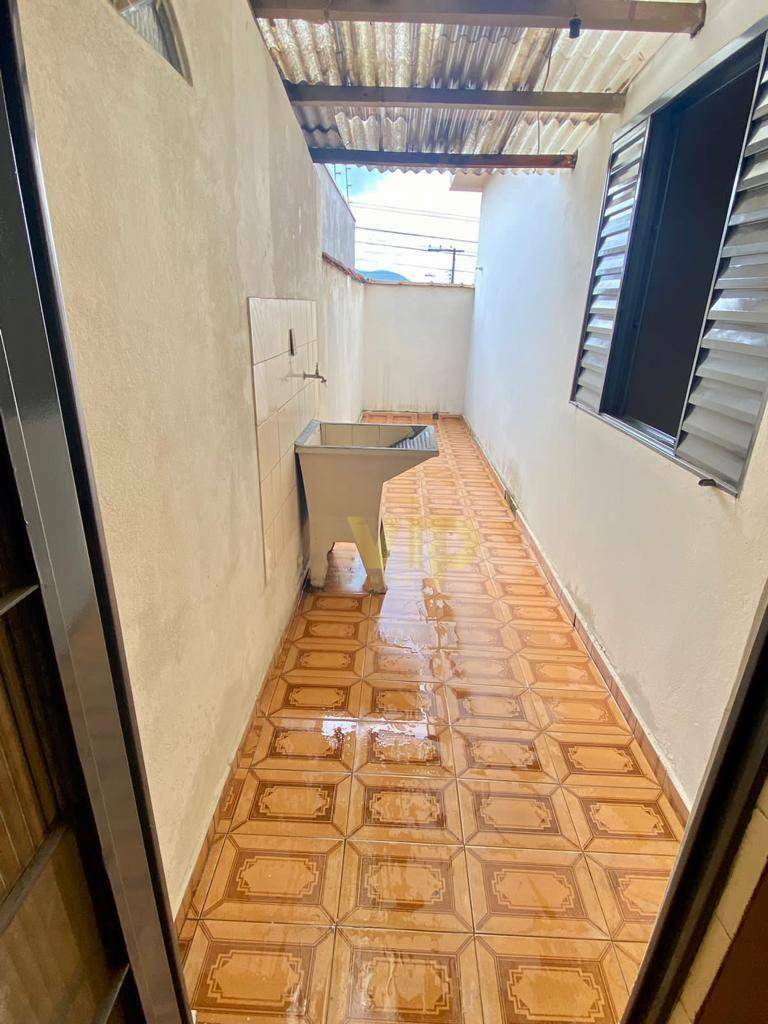 Sobrado à venda com 3 quartos, 220m² - Foto 7