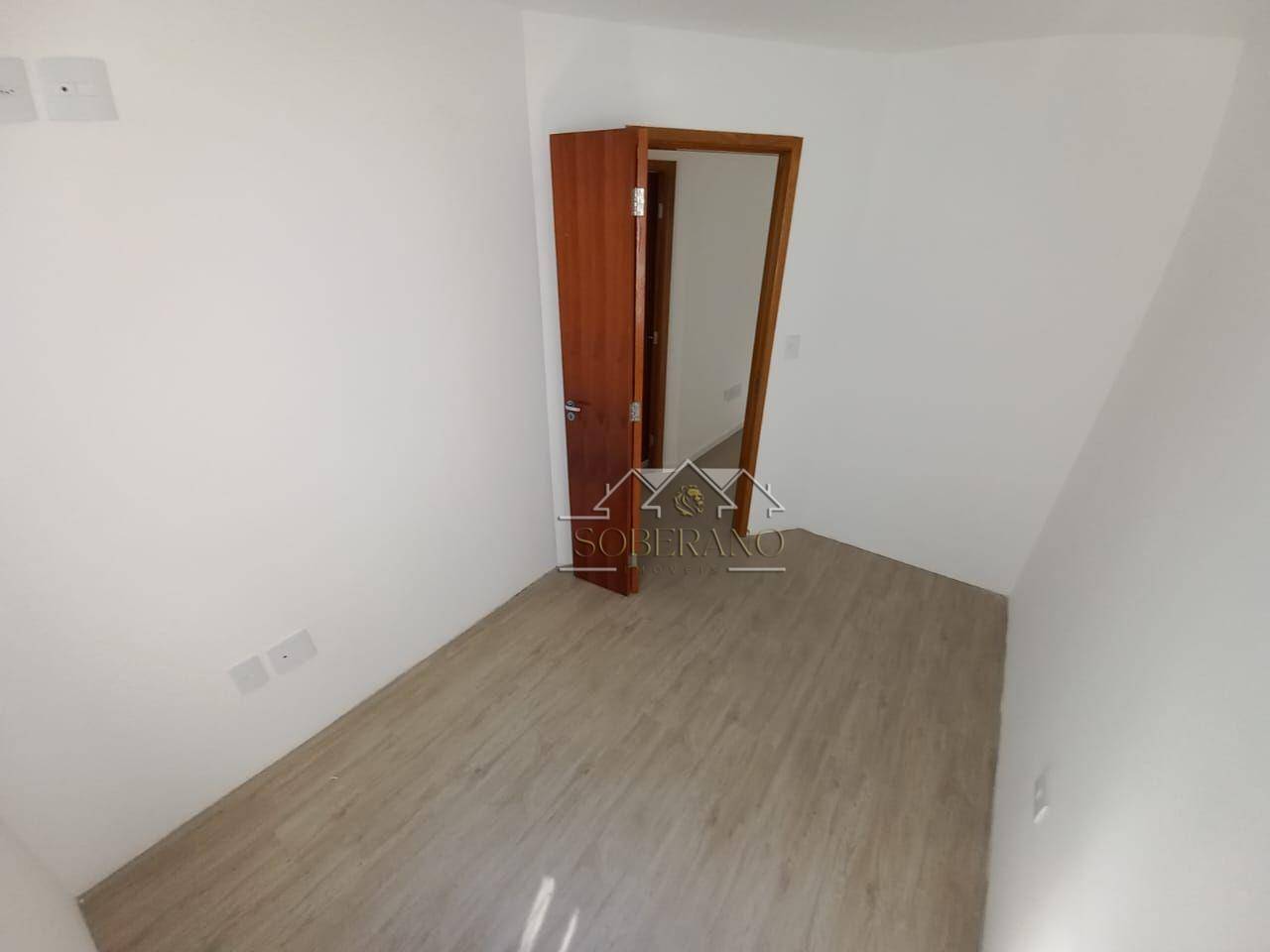 Apartamento à venda com 2 quartos, 44m² - Foto 18