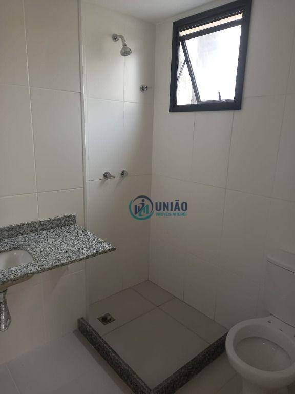 Apartamento à venda com 2 quartos, 75m² - Foto 39