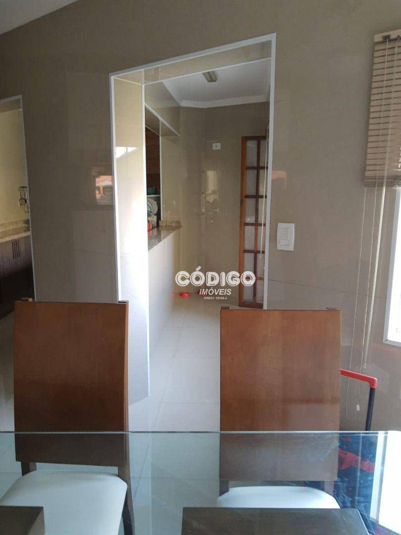 Sobrado à venda com 3 quartos, 234m² - Foto 25