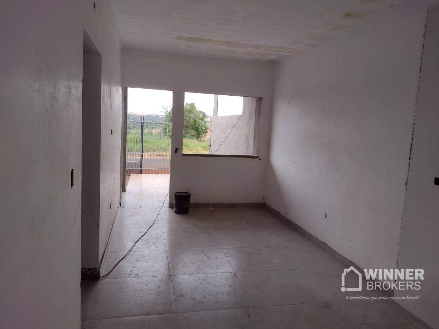 Casa à venda com 2 quartos, 60m² - Foto 3