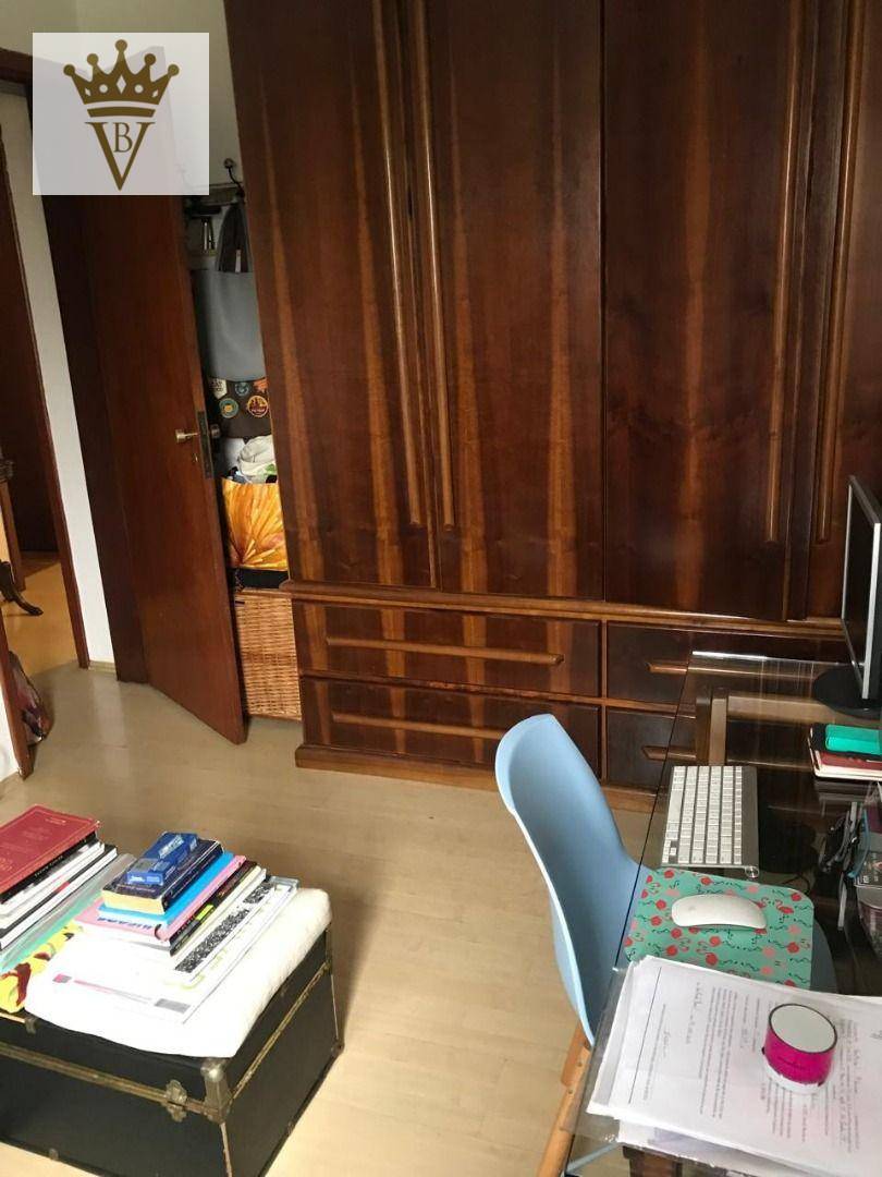 Apartamento à venda com 3 quartos, 197m² - Foto 13