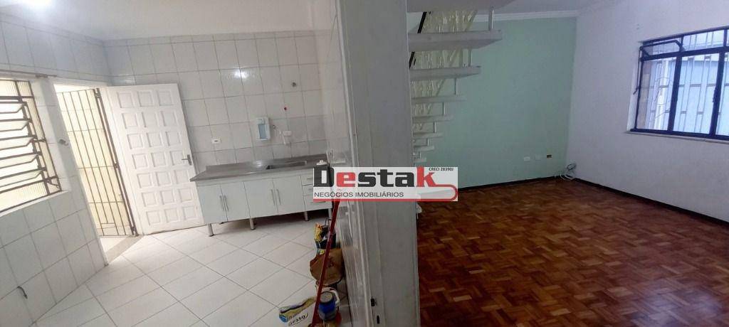 Sobrado para alugar com 3 quartos, 134m² - Foto 13