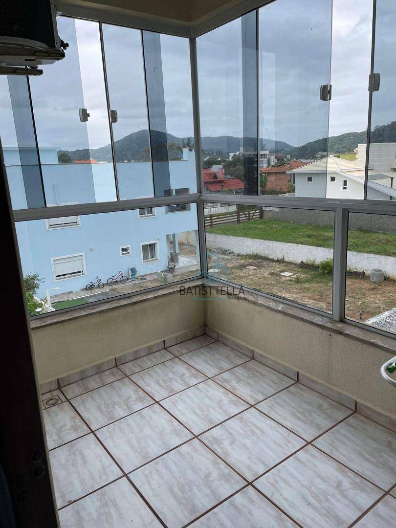 Apartamento à venda com 2 quartos, 70m² - Foto 11