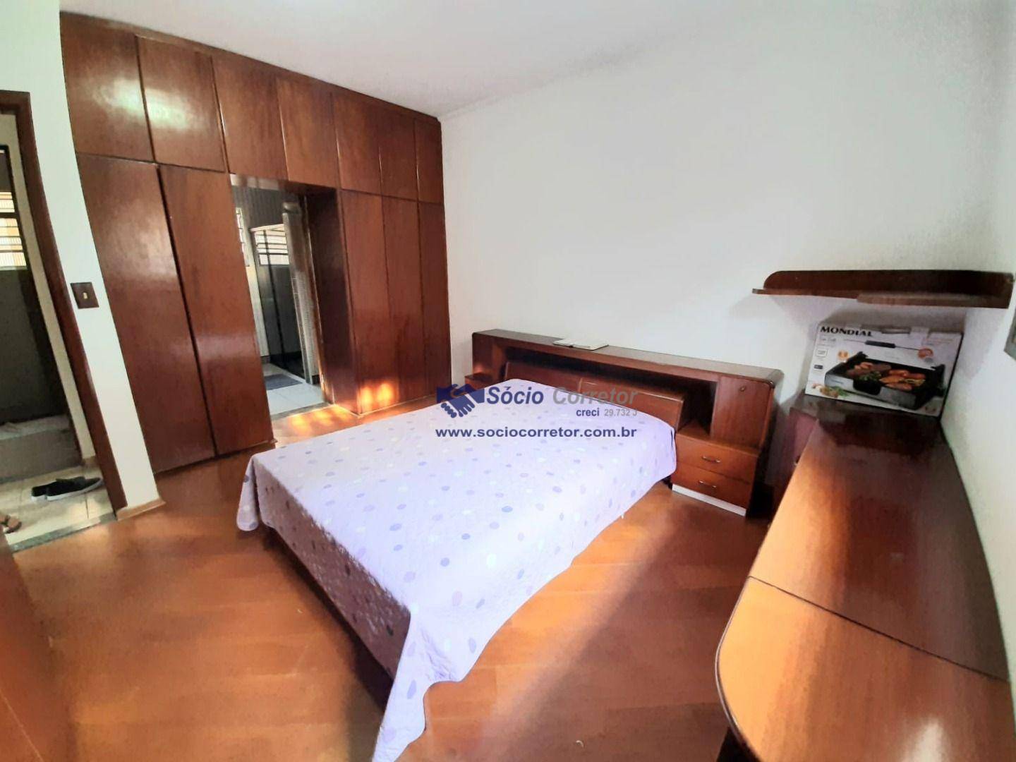 Casa à venda com 3 quartos, 366m² - Foto 26