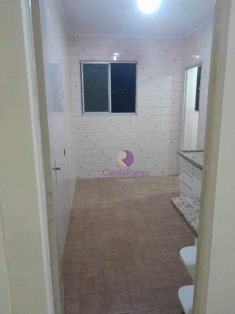 Apartamento à venda com 2 quartos, 58m² - Foto 4