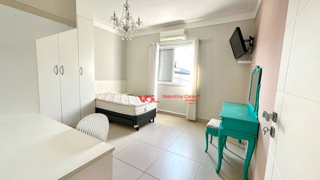 Casa de Condomínio à venda com 5 quartos, 280m² - Foto 20