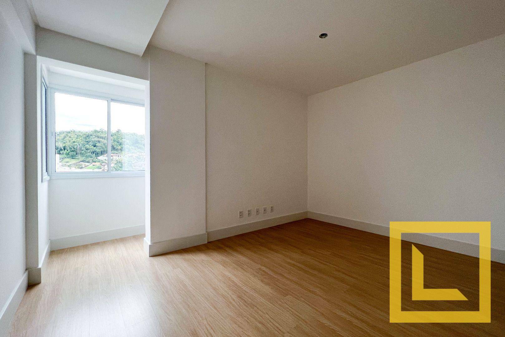 Apartamento à venda com 3 quartos, 111m² - Foto 13