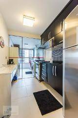 Apartamento para alugar com 2 quartos, 70m² - Foto 6