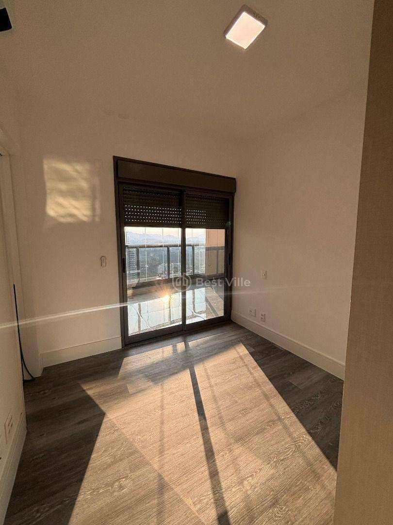 Apartamento à venda com 3 quartos, 123m² - Foto 31