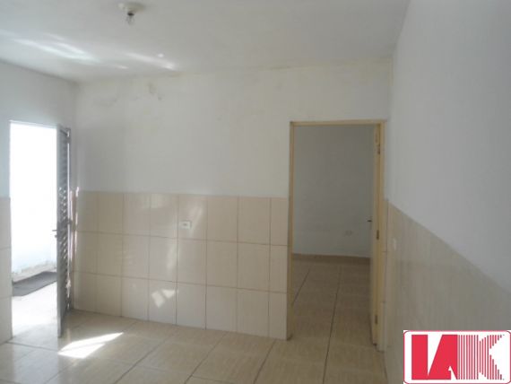 Casa para alugar com 1 quarto, 32m² - Foto 6