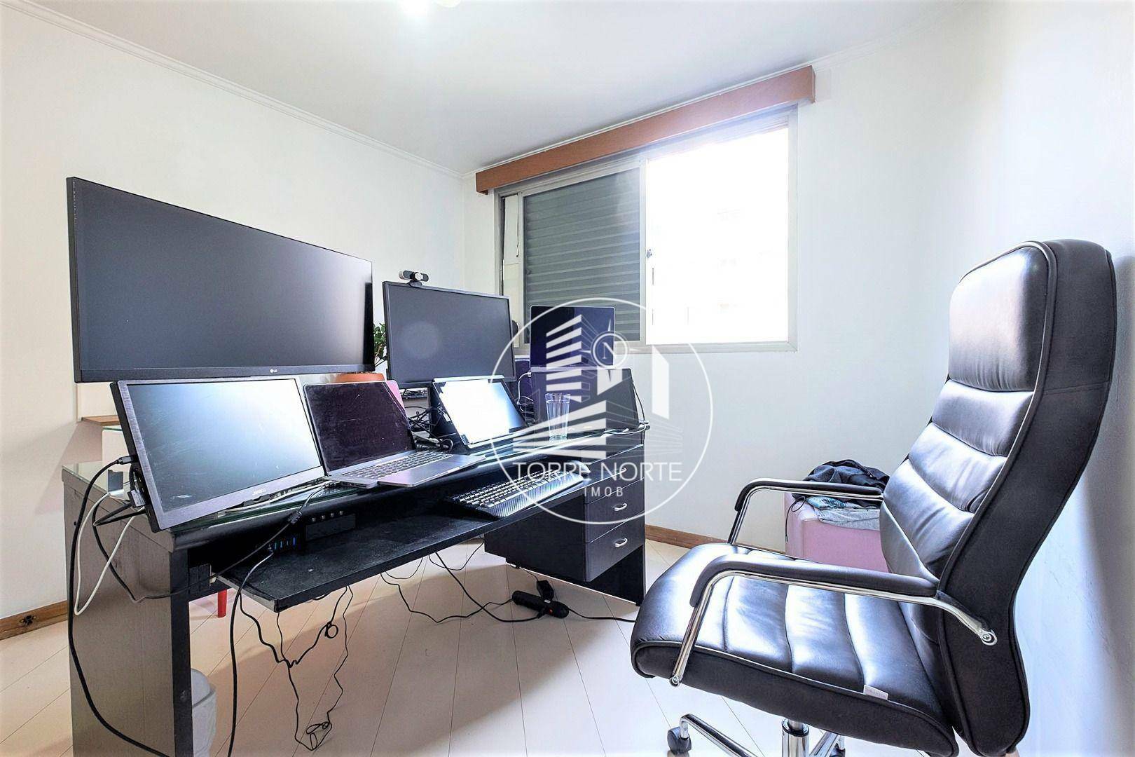 Apartamento à venda com 3 quartos, 142m² - Foto 12