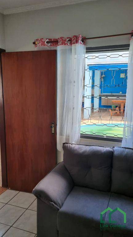 Casa à venda com 3 quartos, 300m² - Foto 6