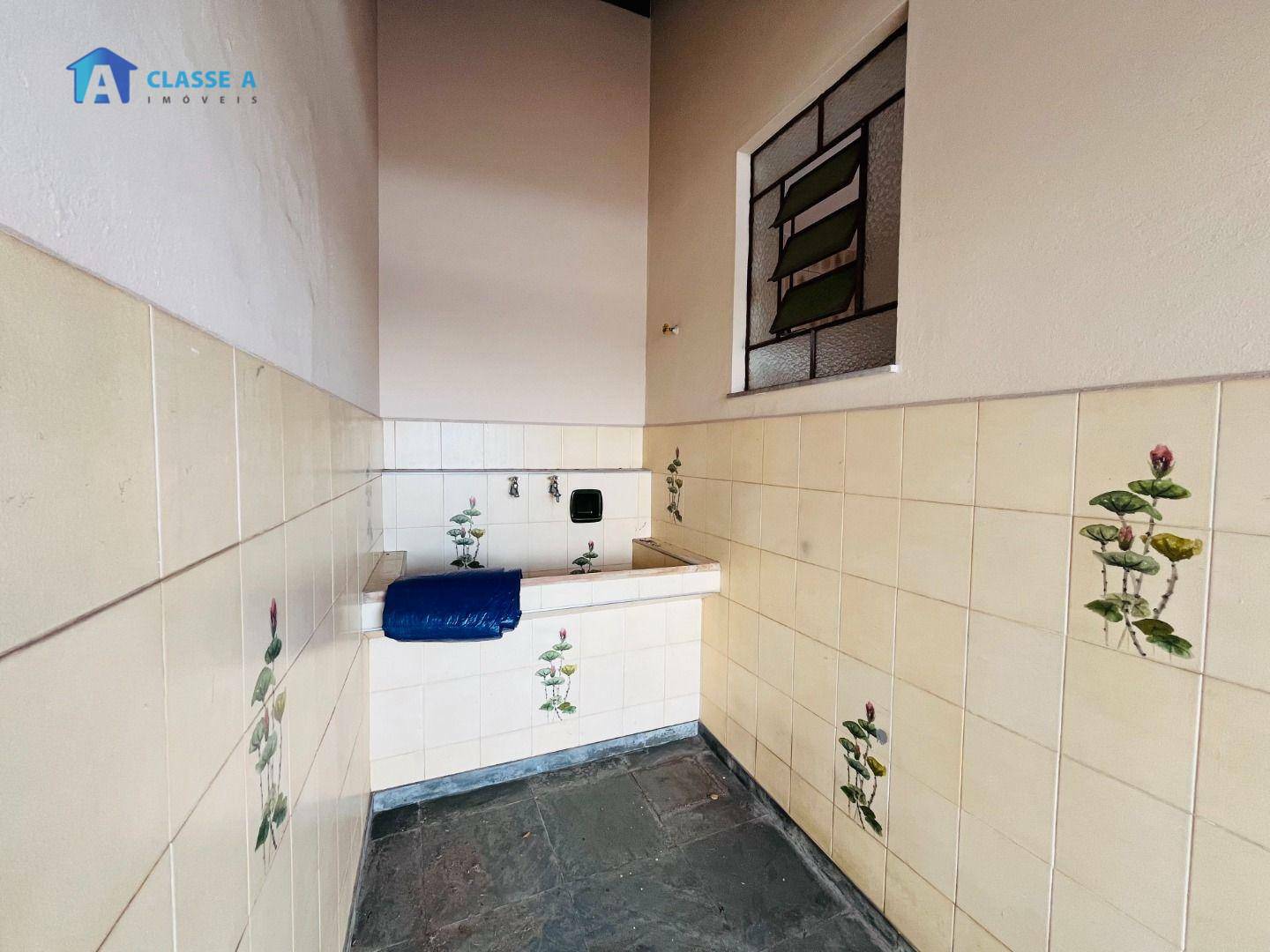 Casa à venda com 5 quartos, 360m² - Foto 19