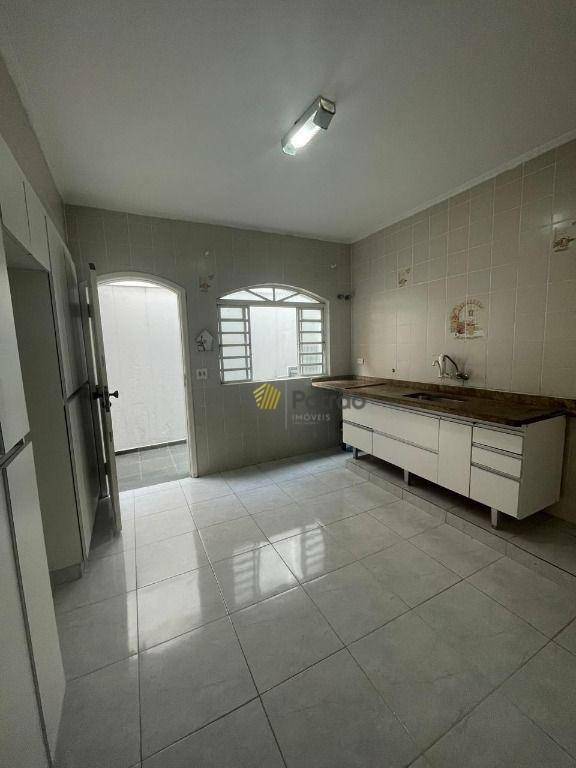 Sobrado à venda com 6 quartos, 327m² - Foto 11