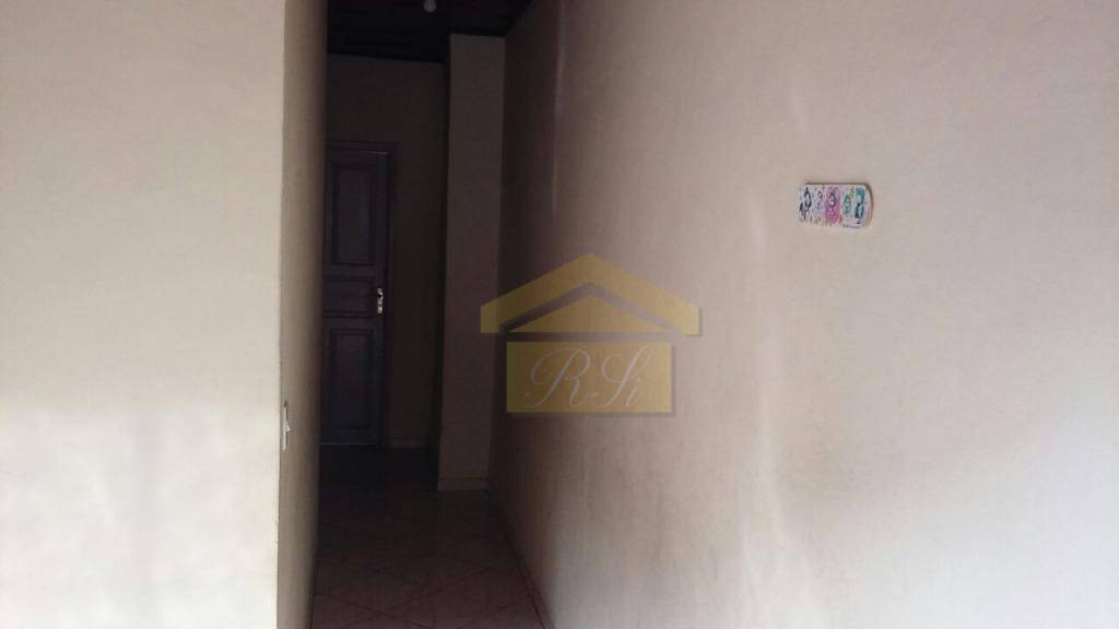 Casa à venda com 1 quarto, 150m² - Foto 10