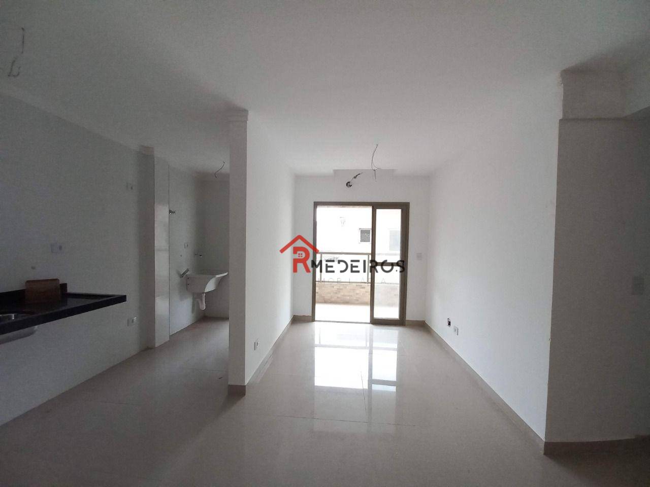 Apartamento à venda com 2 quartos, 69m² - Foto 3