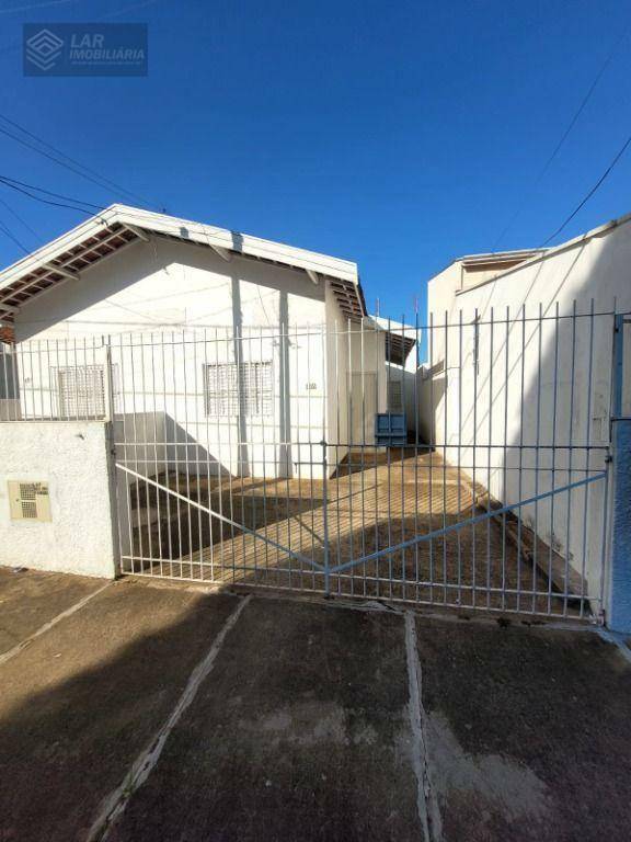 Casa para alugar com 1 quarto, 47m² - Foto 1