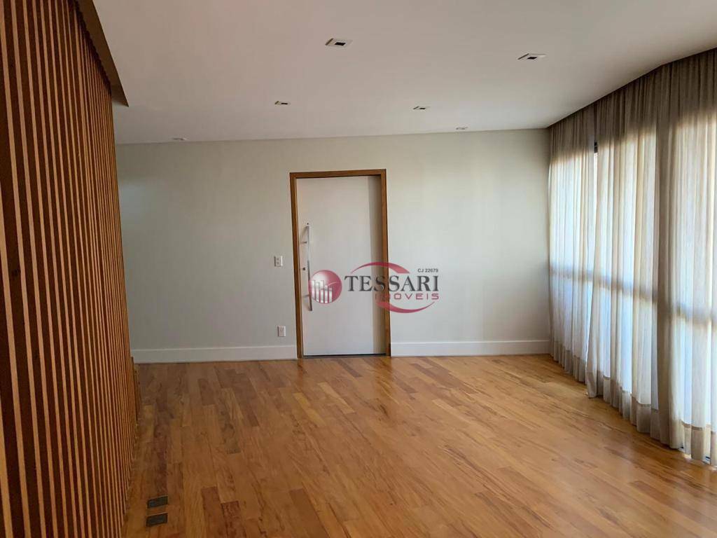 Apartamento à venda com 4 quartos, 270m² - Foto 1