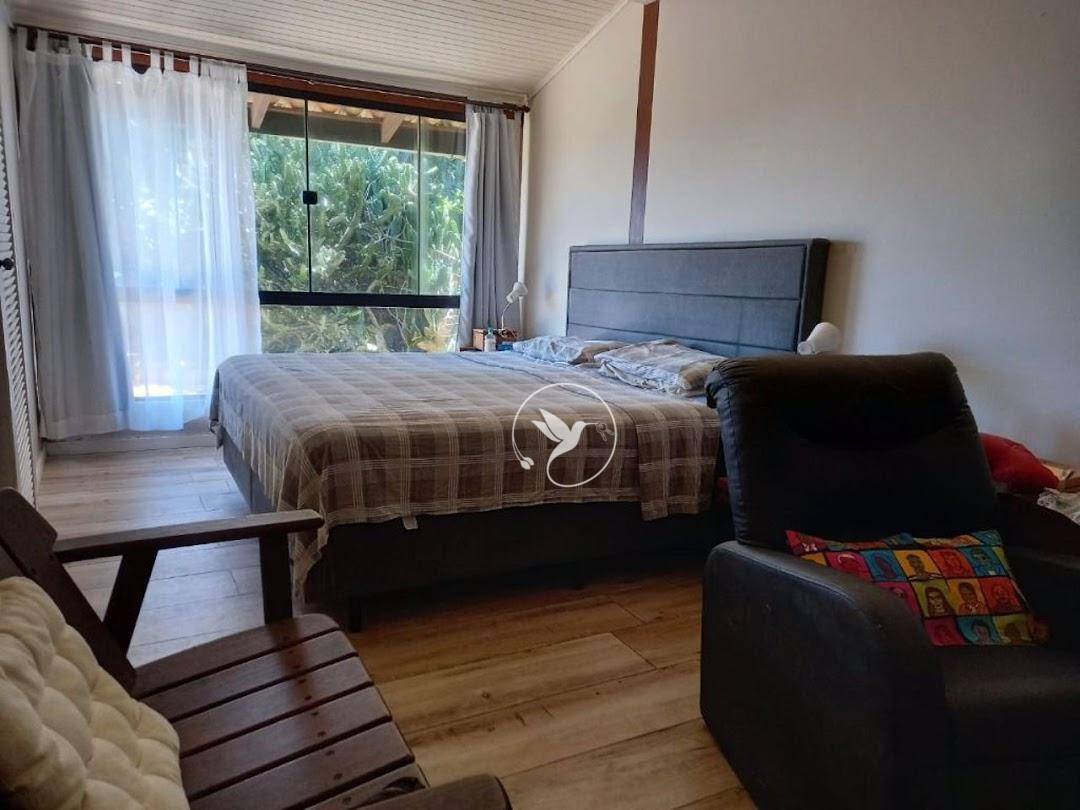 Casa à venda com 3 quartos, 180m² - Foto 10