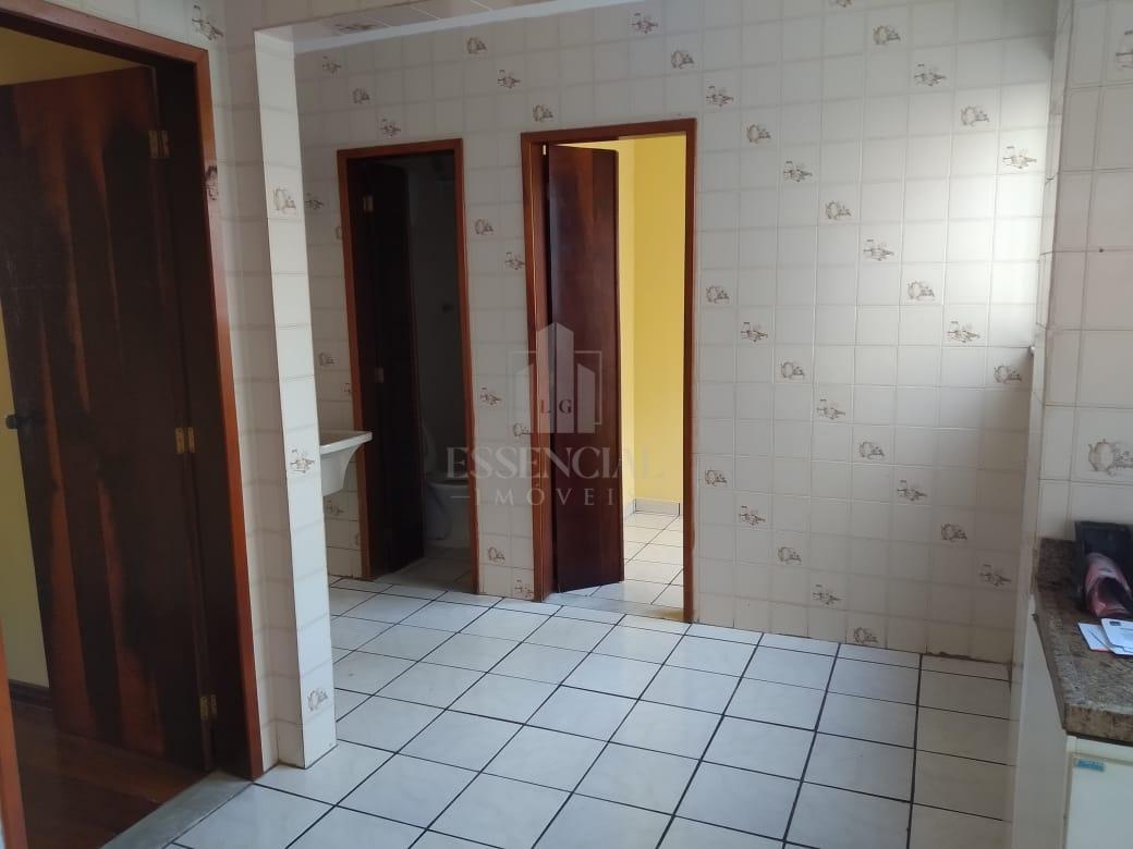 Apartamento para alugar com 3 quartos, 80m² - Foto 6