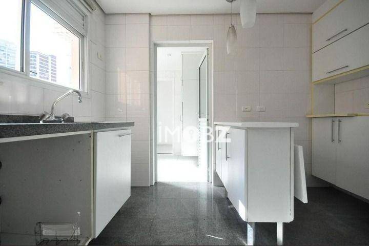 Apartamento à venda com 3 quartos, 113m² - Foto 27