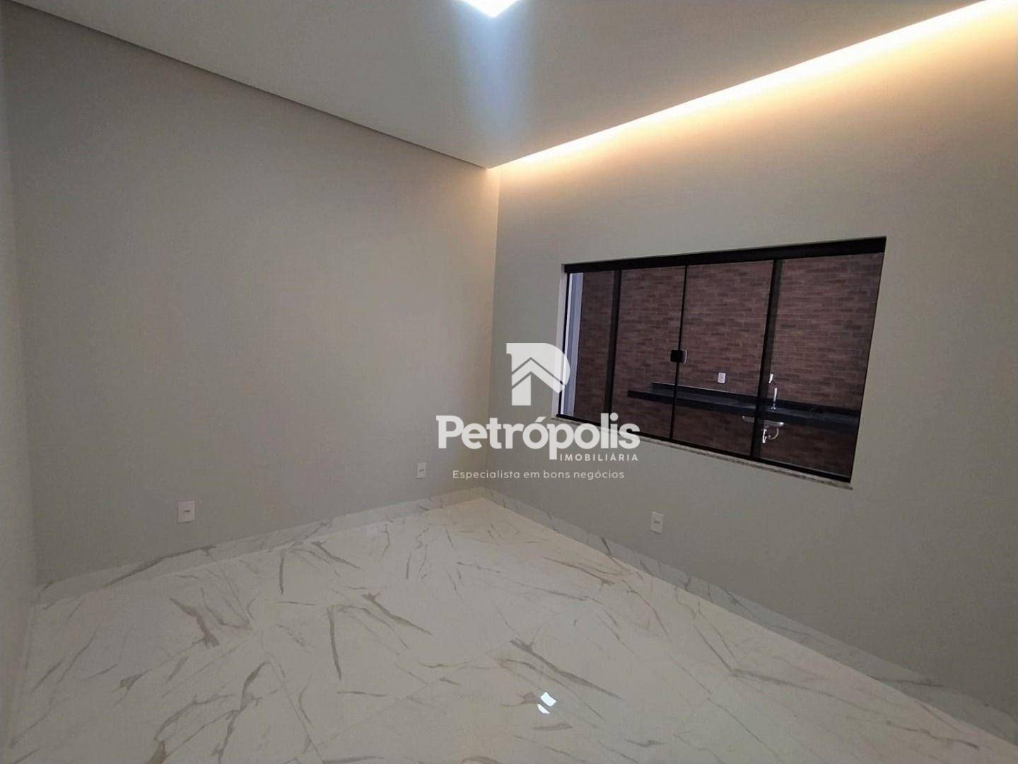 Casa à venda com 3 quartos, 126m² - Foto 4