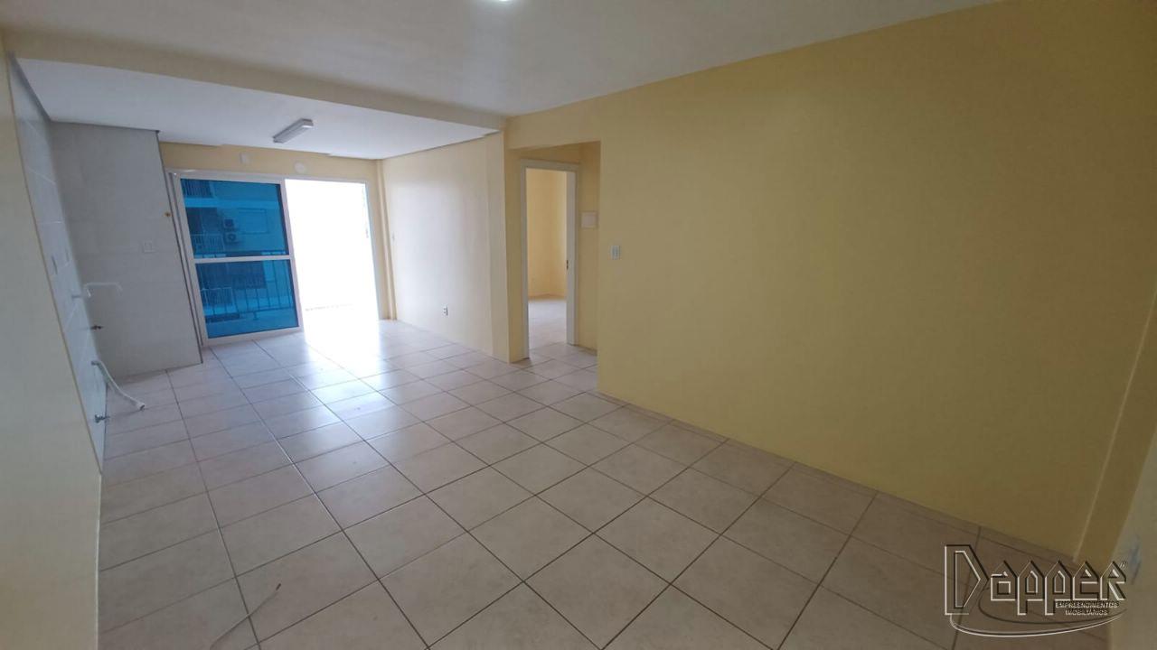 Apartamento à venda com 2 quartos, 66m² - Foto 2